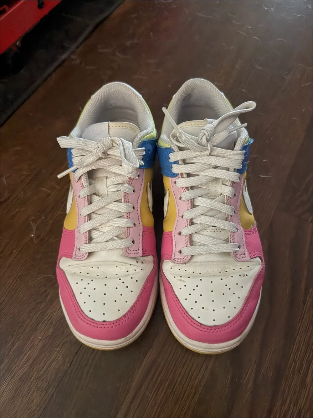 Nike Kids Multicolor Sneakers in Pink, Yellow & Blue
